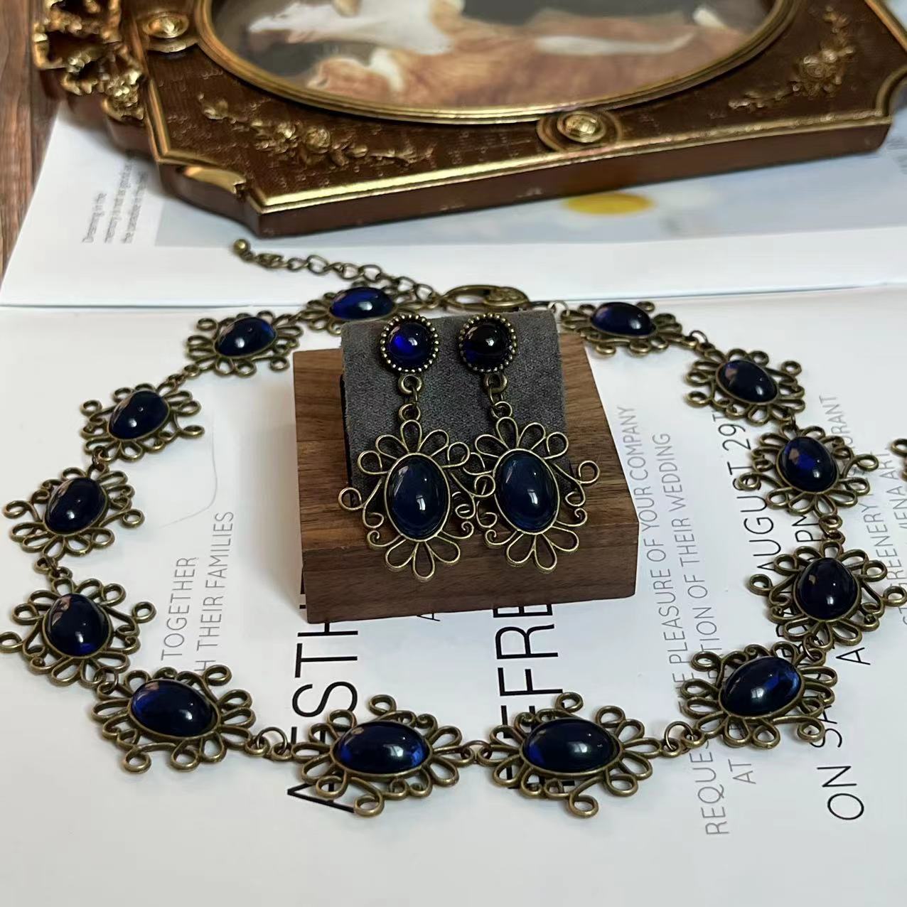 Historical Queen Anne Boleyn H - Women Accessories Bracelet review and price